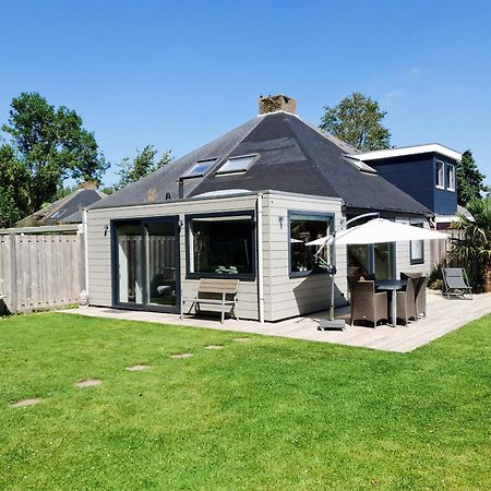 Holiday Cottage With Sauna In Zeeland Stavenisse Exteriér fotografie