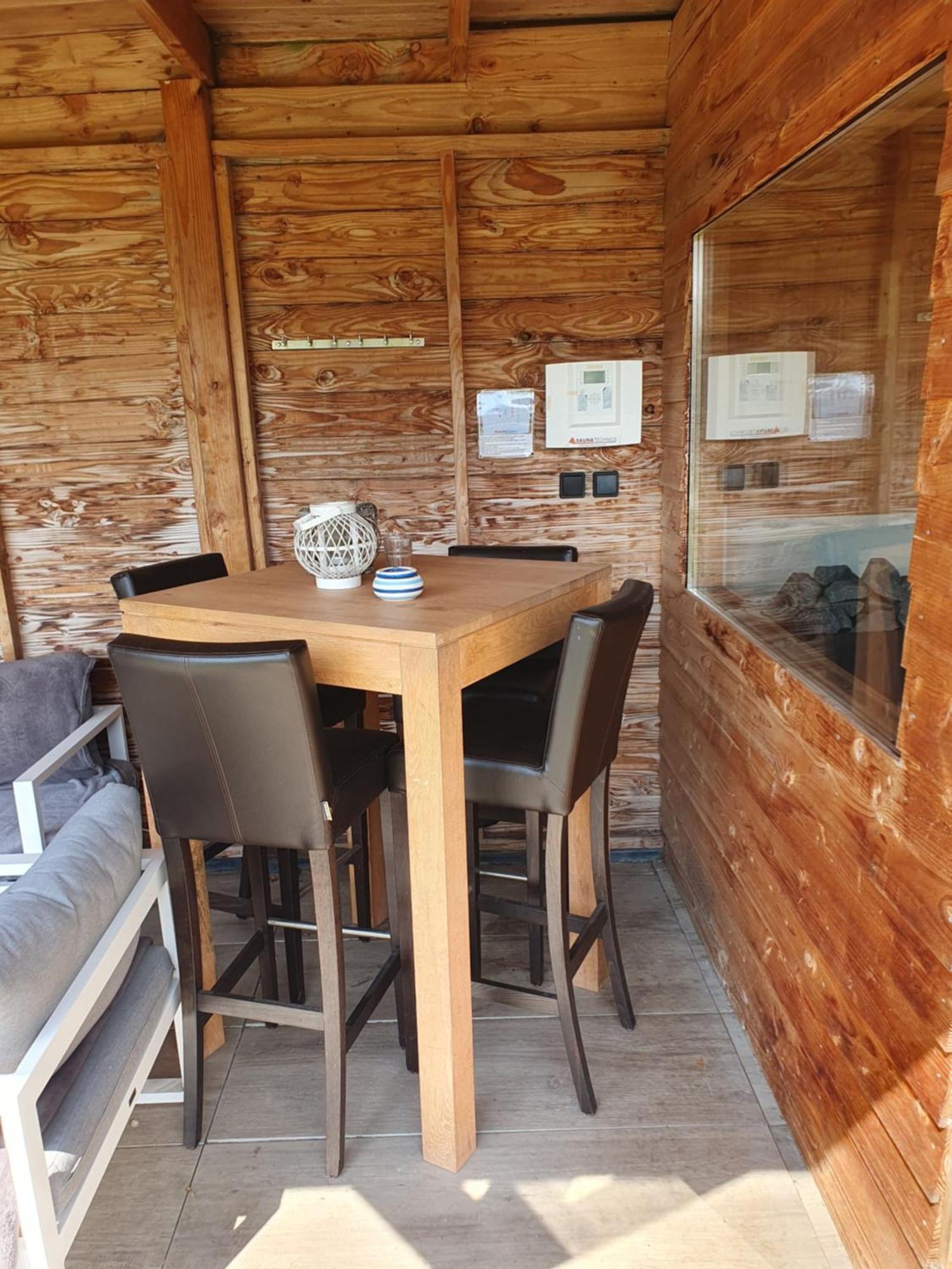 Holiday Cottage With Sauna In Zeeland Stavenisse Exteriér fotografie