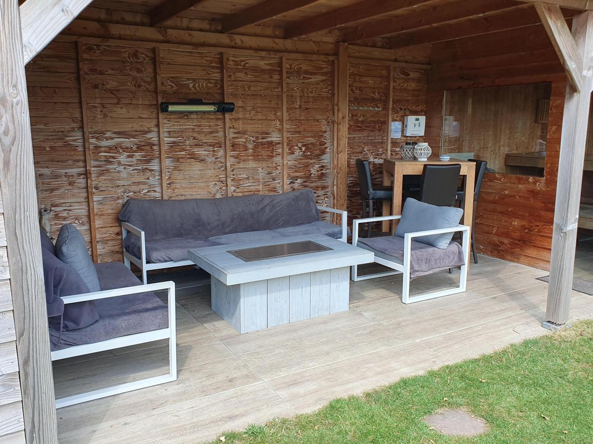 Holiday Cottage With Sauna In Zeeland Stavenisse Exteriér fotografie